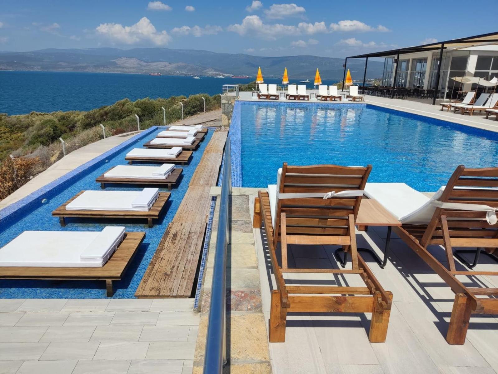 Ni Marin Hotel Milas Exteriér fotografie