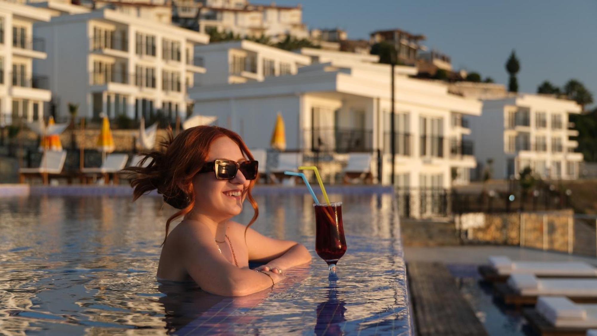 Ni Marin Hotel Milas Exteriér fotografie
