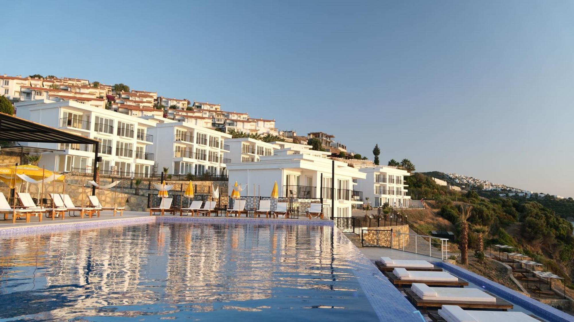 Ni Marin Hotel Milas Exteriér fotografie