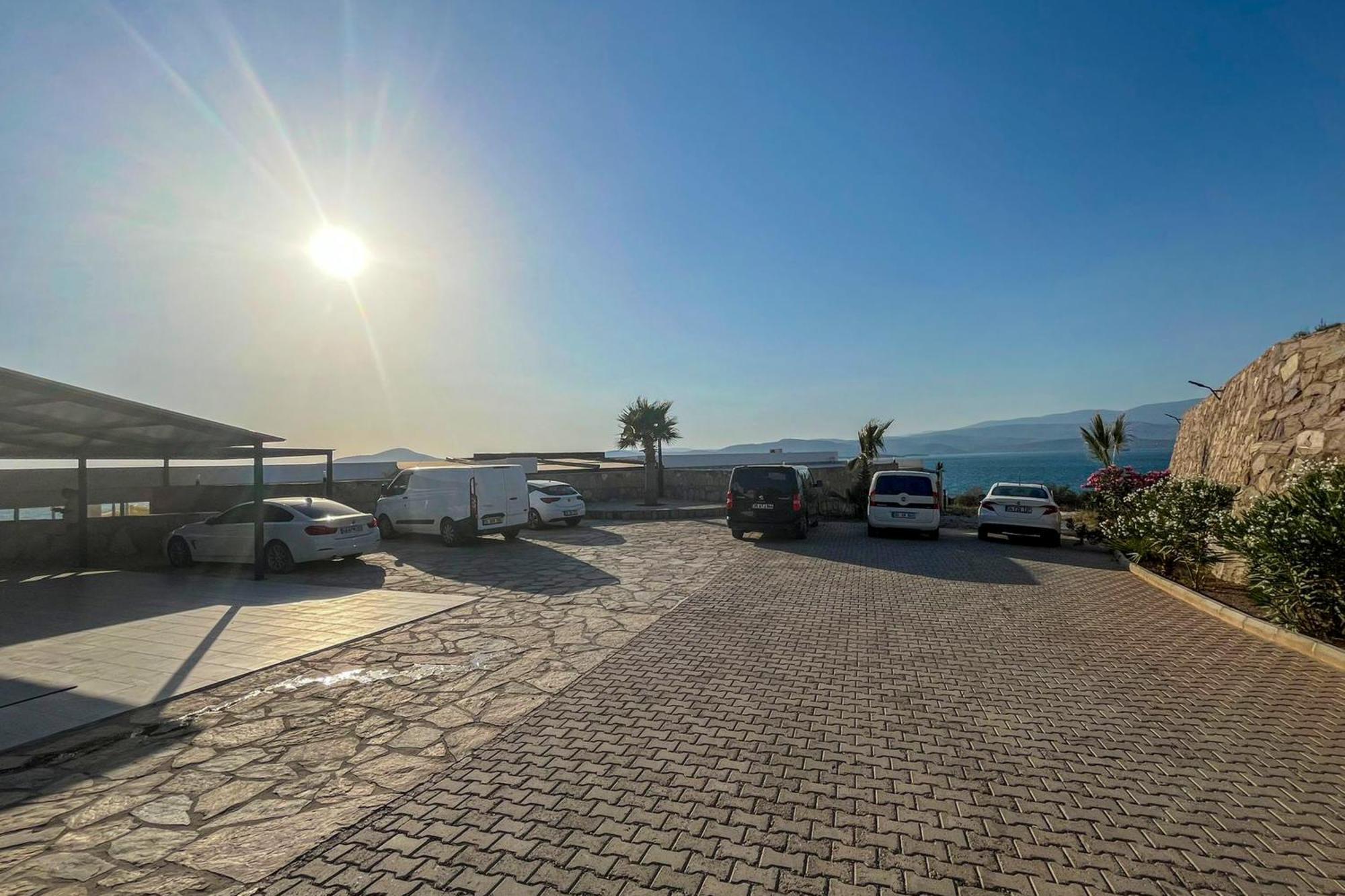 Ni Marin Hotel Milas Exteriér fotografie