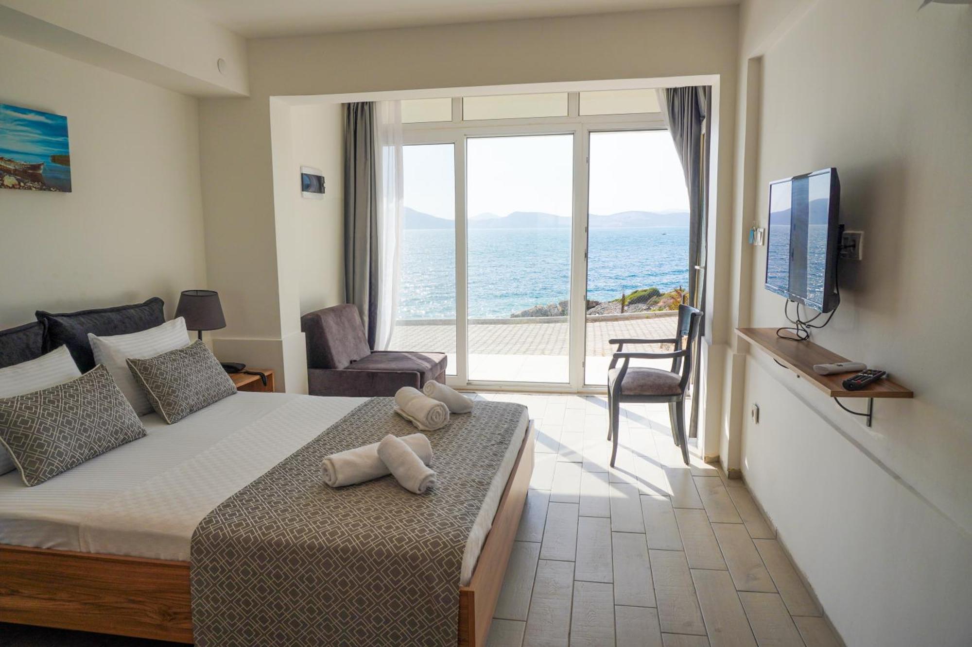 Ni Marin Hotel Milas Exteriér fotografie